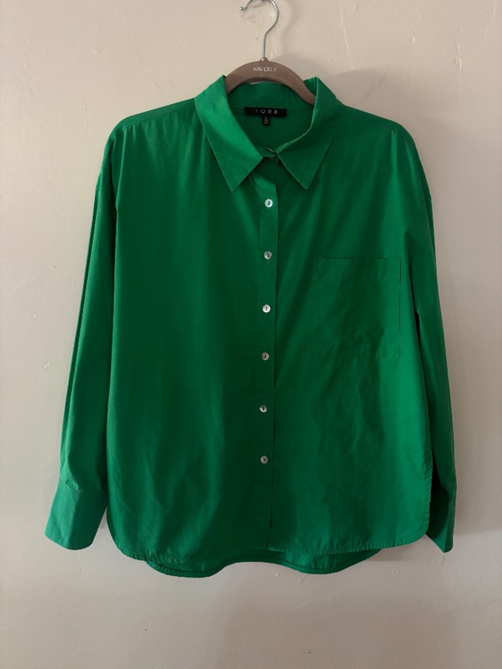 FORE brand 100% cotton green tailored button down blouse